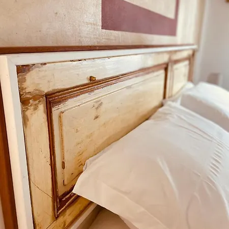 Il Giardino Di Iole Via Giovanni Amendola N36 サッサリ