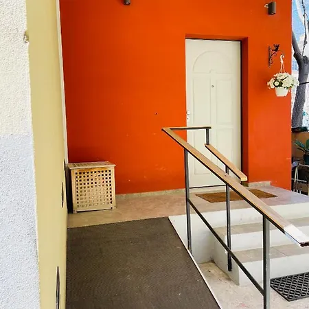 住宿加早餐酒店 Il Giardino Di Iole Via Giovanni Amendola N36 萨萨里