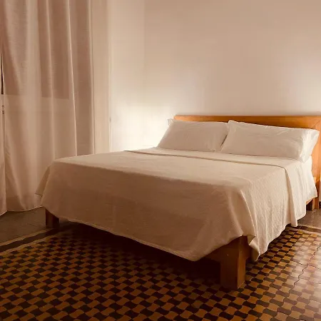 Il Giardino Di Iole Via Giovanni Amendola N36 3* Sassari