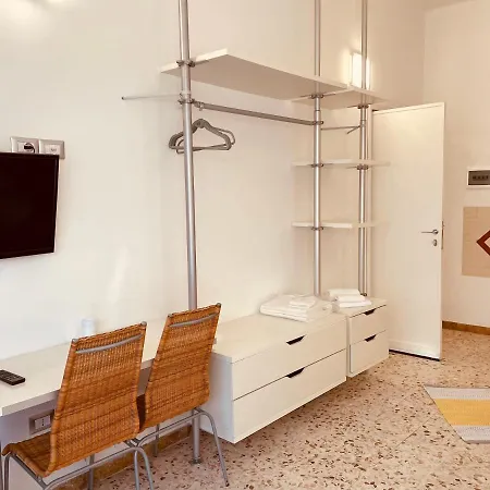 Il Giardino Di Iole Via Giovanni Amendola N36 Σάσαρι