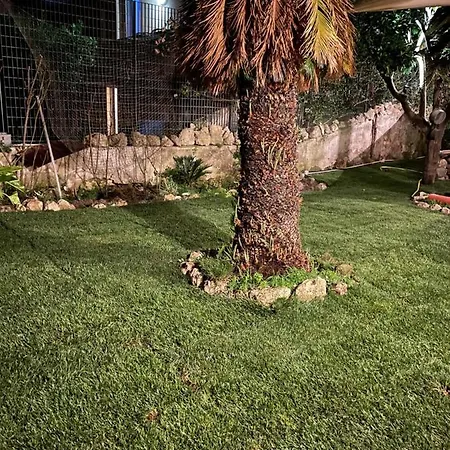 Il Giardino Di Iole Via Giovanni Amendola N36 Bed and Breakfast 3*