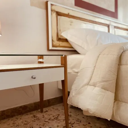 住宿加早餐酒店 Il Giardino Di Iole Via Giovanni Amendola N36 3*