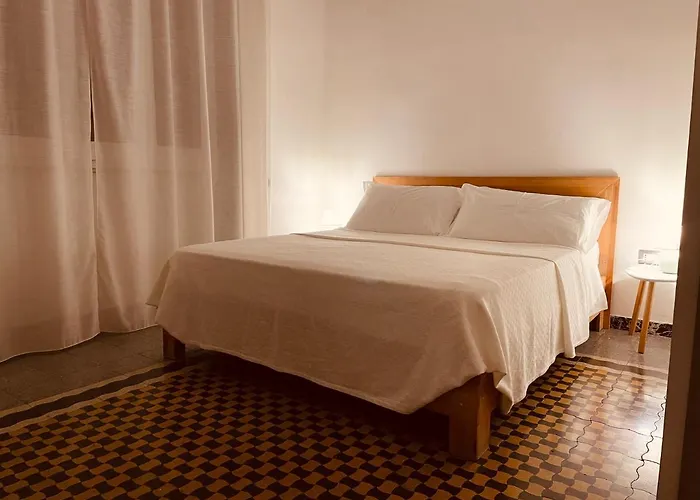 Il Giardino Di Iole Via Giovanni Amendola N36 3* Sassari