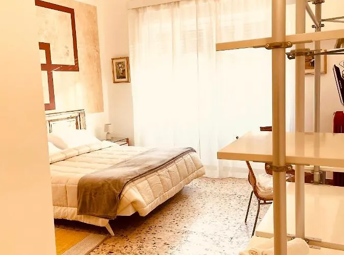 Il Giardino Di Iole Via Giovanni Amendola N36 Sassari