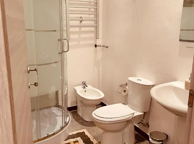 Il Giardino Di Iole Via Giovanni Amendola N36 Sassari